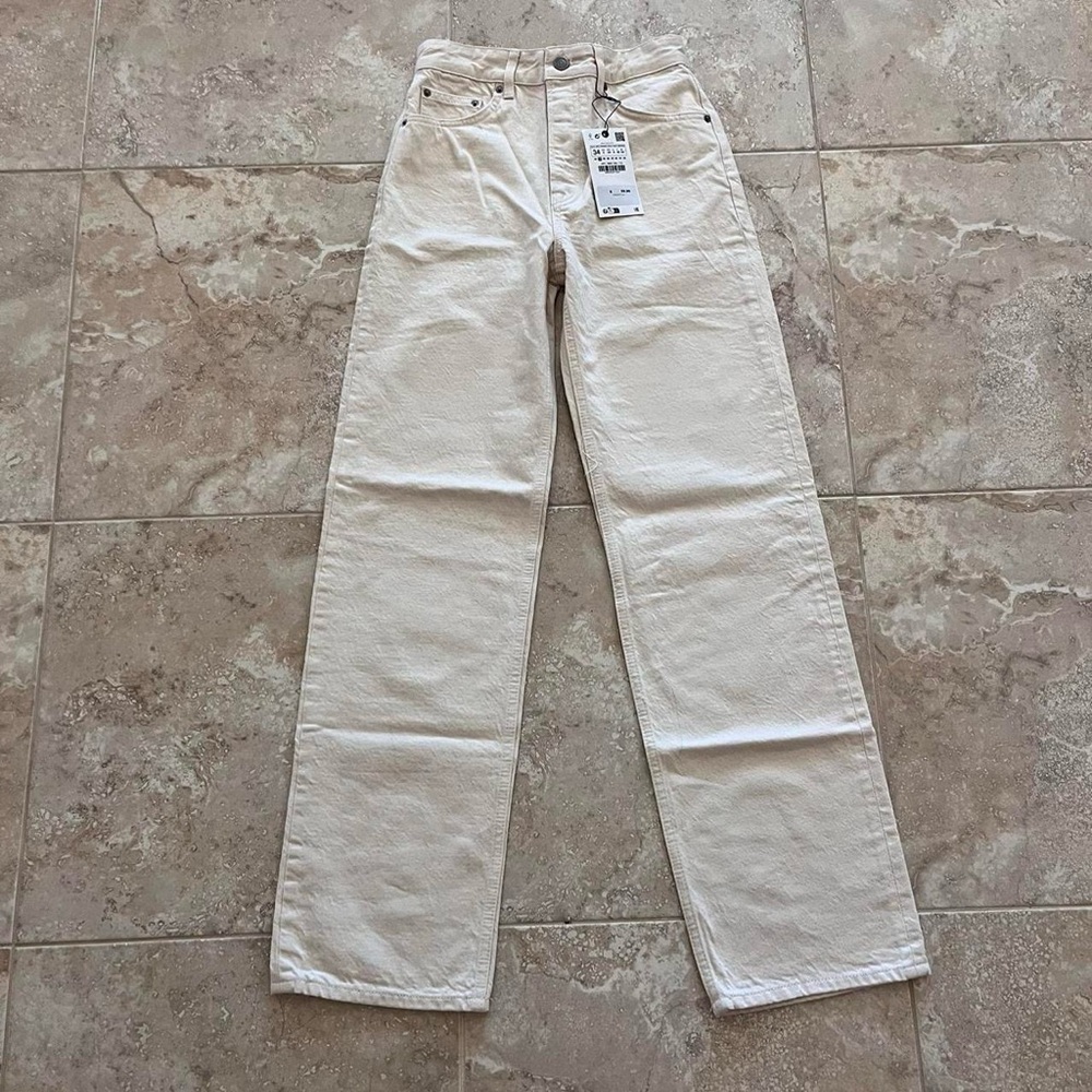 Zara ZW Mid-Rise Boyfriend Jeans